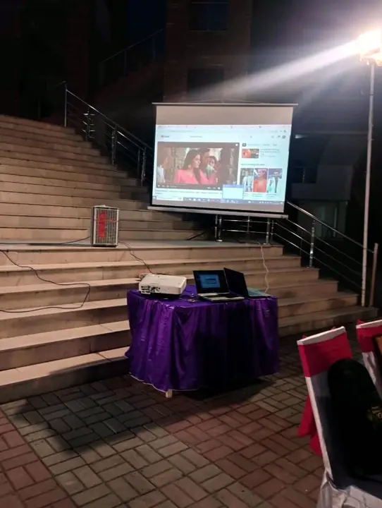 Outdoor projector screen at Rawalpindi Medical College